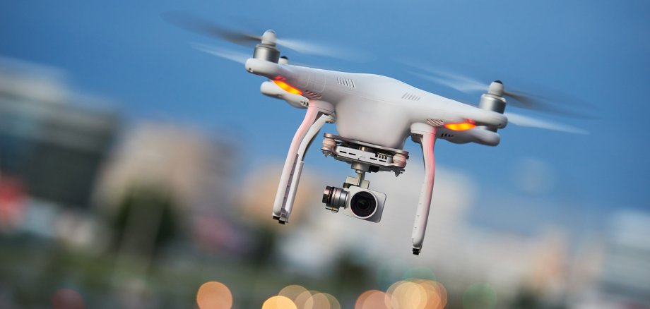 drone quadcopter with digital camera drone quadcopter with digital camera