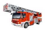 rotes Feuerwehr Auto isoliert