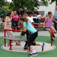 Offizielle Einweihung des Spielplatzes in der Frankfurter Straße