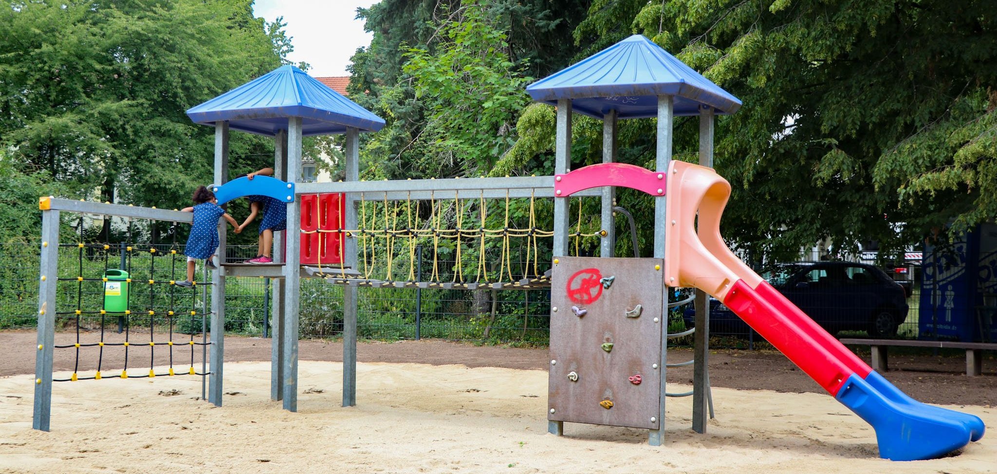 Offizielle Einweihung des Spielplatzes in der Frankfurter Straße