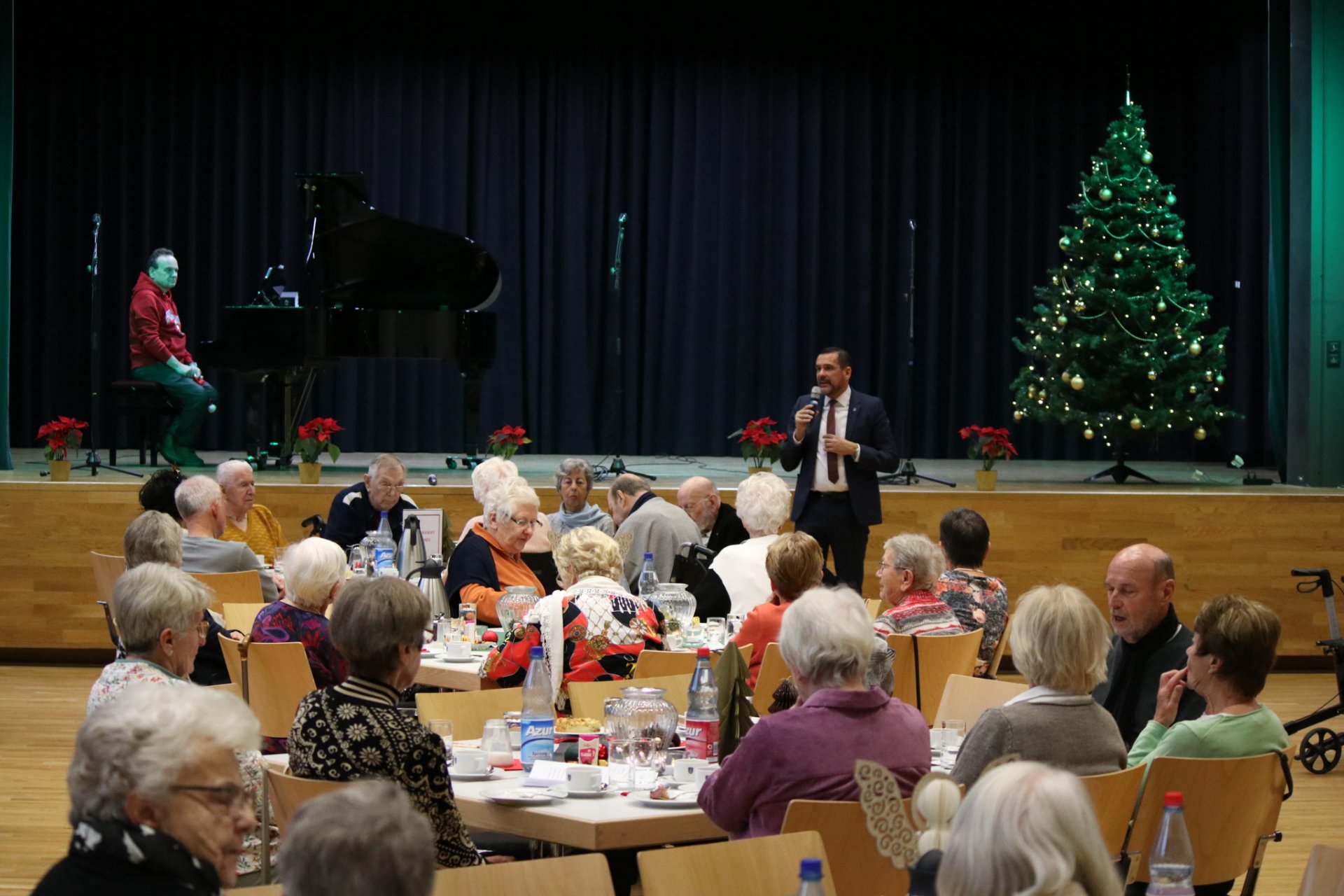 Seniorentreff "Adventscafé" Seniorentreff "Adventscafé"