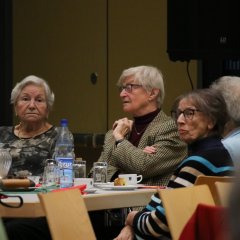 Seniorentreff "Adventscafé"