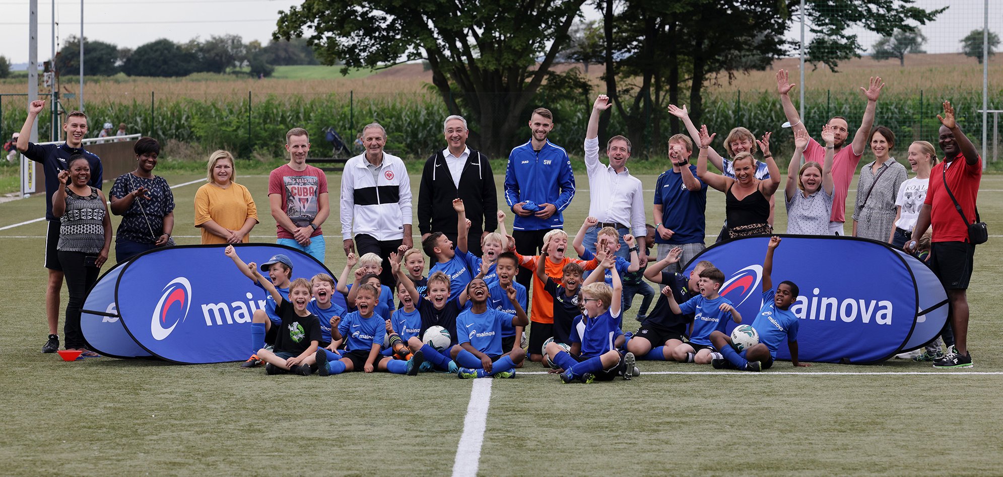 MAINOVA AG / Mainova-Trikots für Vereine